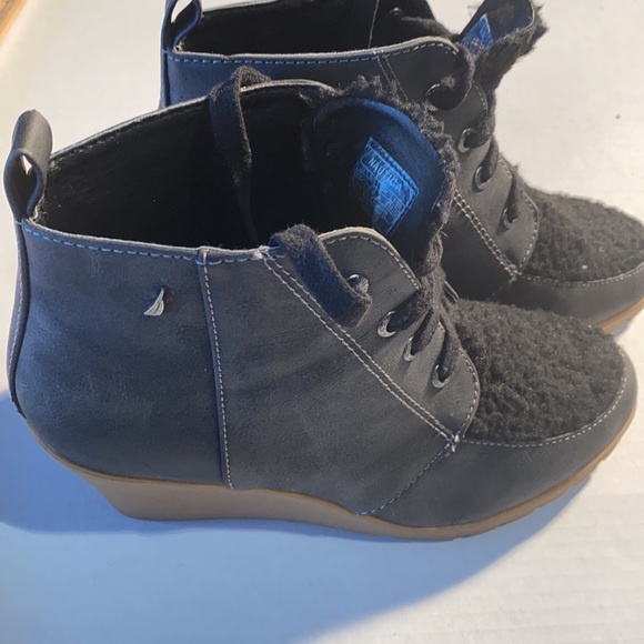 Nautica Embayed Bootie Heel clog style size 8 good shape - Picture 2 of 9